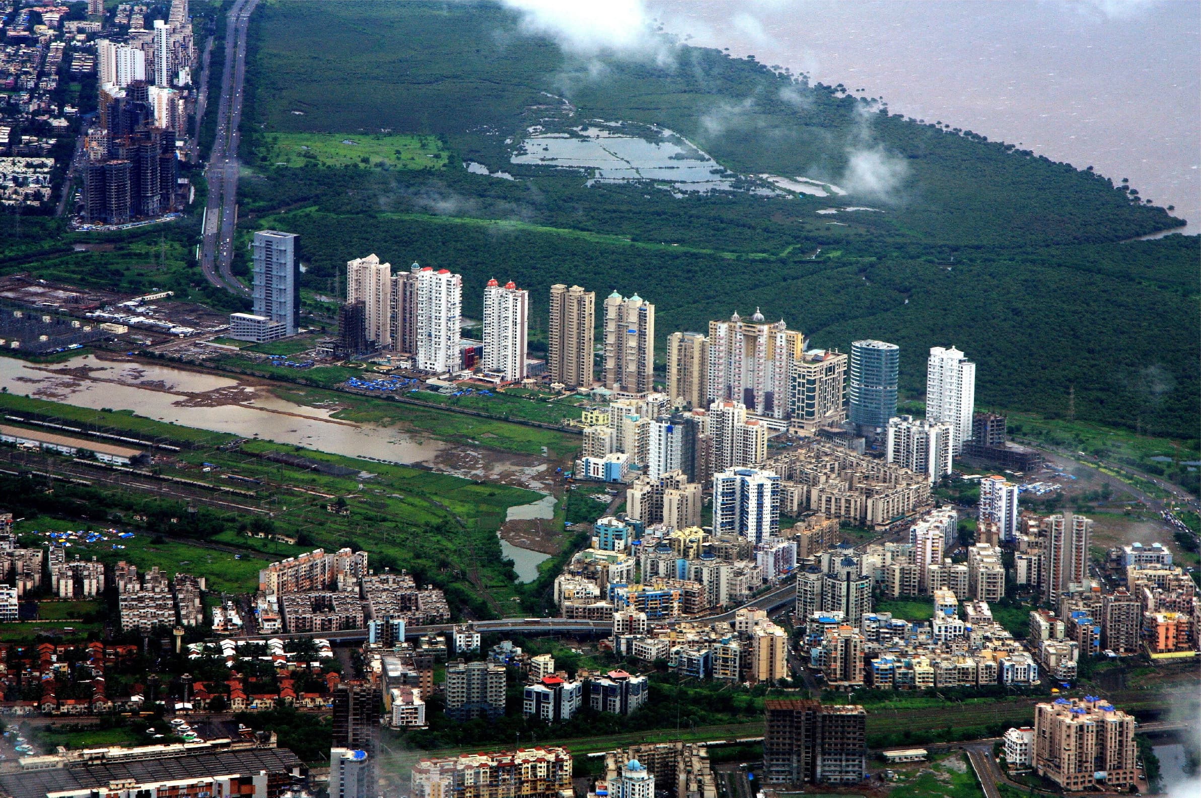 Palm Beach Road in Navi Mumbai